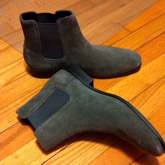 New mens Sz 8 Express grey suede short ankle business casual Chelsea boots - Picture 4 of 11